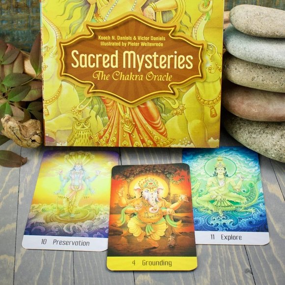 🌟 Sacred Mysteries: The Chakra Oracle Cards - Picture 2 of 13